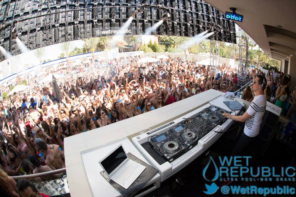 Tiesto – Las Vegas Resident DJ Zouk Nightclub, AYU Dayclub –