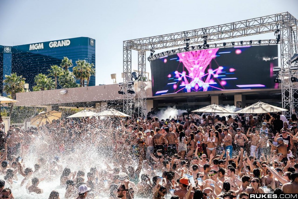 Jeff Retro tickets and lineup on Mar 10, 2024 at Wet Republic at MGM